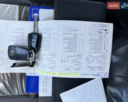 Белый Опель Зафира, объемом двигателя 1.8 л и пробегом 218 тыс. км за 6900 $, фото 13 на Automoto.ua