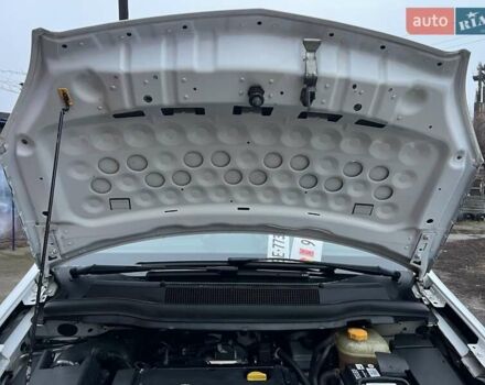 Белый Опель Зафира, объемом двигателя 1.8 л и пробегом 218 тыс. км за 7555 $, фото 36 на Automoto.ua