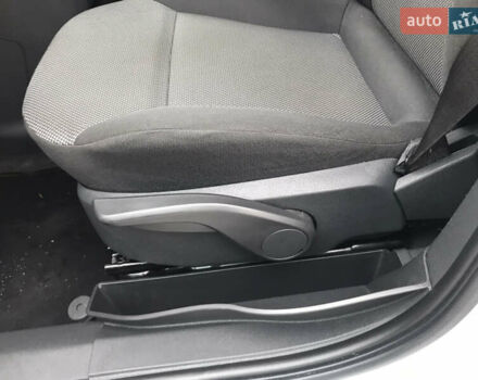 Белый Опель Зафира, объемом двигателя 1.8 л и пробегом 240 тыс. км за 7800 $, фото 33 на Automoto.ua