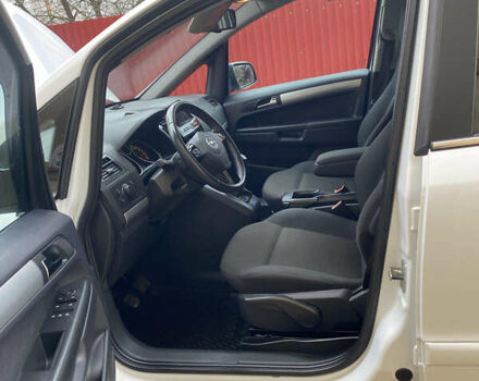 Белый Опель Зафира, объемом двигателя 1.8 л и пробегом 164 тыс. км за 7890 $, фото 8 на Automoto.ua