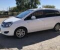 Белый Опель Зафира, объемом двигателя 1.7 л и пробегом 187 тыс. км за 3584 $, фото 3 на Automoto.ua