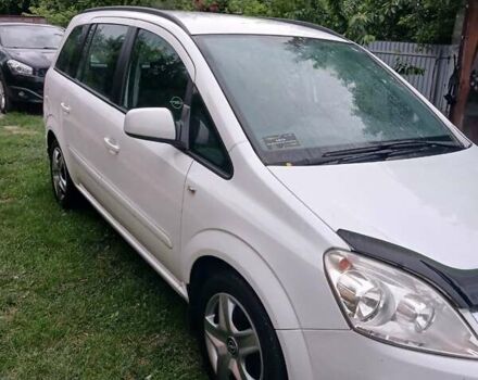 Белый Опель Зафира, объемом двигателя 1.8 л и пробегом 237 тыс. км за 7400 $, фото 11 на Automoto.ua