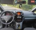 Белый Опель Зафира, объемом двигателя 1.7 л и пробегом 295 тыс. км за 7700 $, фото 1 на Automoto.ua
