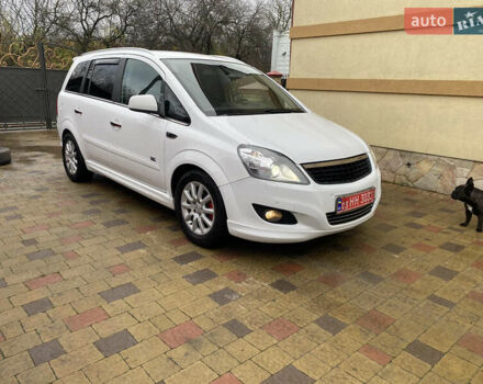 Белый Опель Зафира, объемом двигателя 1.8 л и пробегом 164 тыс. км за 7890 $, фото 1 на Automoto.ua