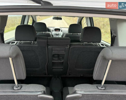 Белый Опель Зафира, объемом двигателя 1.6 л и пробегом 173 тыс. км за 7999 $, фото 33 на Automoto.ua