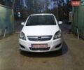 Білий Опель Зафіра, об'ємом двигуна 1.6 л та пробігом 235 тис. км за 6500 $, фото 1 на Automoto.ua