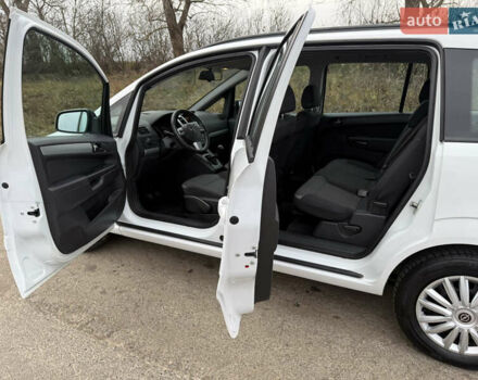 Белый Опель Зафира, объемом двигателя 1.6 л и пробегом 173 тыс. км за 7999 $, фото 22 на Automoto.ua