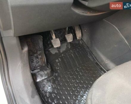 Белый Опель Зафира, объемом двигателя 1.8 л и пробегом 237 тыс. км за 7400 $, фото 28 на Automoto.ua