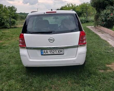 Белый Опель Зафира, объемом двигателя 1.8 л и пробегом 237 тыс. км за 7400 $, фото 4 на Automoto.ua