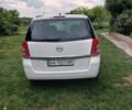 Белый Опель Зафира, объемом двигателя 1.8 л и пробегом 237 тыс. км за 7400 $, фото 4 на Automoto.ua