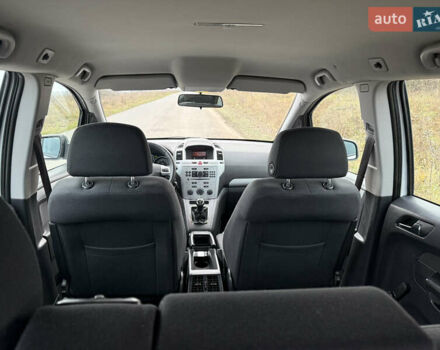 Белый Опель Зафира, объемом двигателя 1.6 л и пробегом 173 тыс. км за 7999 $, фото 32 на Automoto.ua