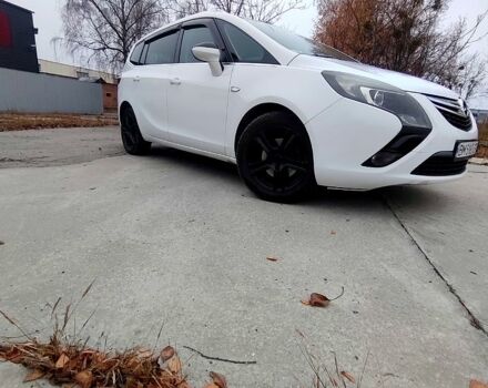 Белый Опель Зафира, объемом двигателя 1.6 л и пробегом 205 тыс. км за 8700 $, фото 2 на Automoto.ua