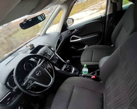 Белый Опель Зафира, объемом двигателя 1.6 л и пробегом 205 тыс. км за 8700 $, фото 8 на Automoto.ua