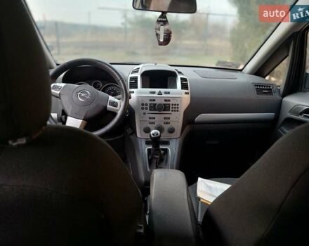 Белый Опель Зафира, объемом двигателя 1.8 л и пробегом 237 тыс. км за 7400 $, фото 26 на Automoto.ua