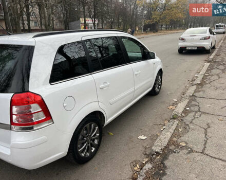 Белый Опель Зафира, объемом двигателя 1.6 л и пробегом 186 тыс. км за 9100 $, фото 4 на Automoto.ua