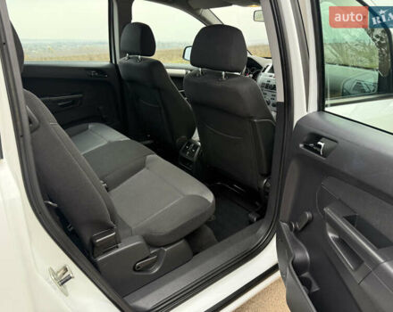 Белый Опель Зафира, объемом двигателя 1.6 л и пробегом 173 тыс. км за 7999 $, фото 29 на Automoto.ua