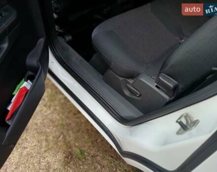 Белый Опель Зафира, объемом двигателя 1.8 л и пробегом 237 тыс. км за 7400 $, фото 25 на Automoto.ua