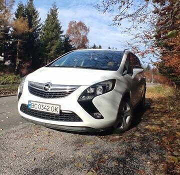Белый Опель Зафира, объемом двигателя 2 л и пробегом 281 тыс. км за 9800 $, фото 2 на Automoto.ua