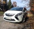 Белый Опель Зафира, объемом двигателя 2 л и пробегом 281 тыс. км за 9800 $, фото 2 на Automoto.ua