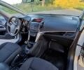 Белый Опель Зафира, объемом двигателя 2 л и пробегом 219 тыс. км за 9450 $, фото 19 на Automoto.ua