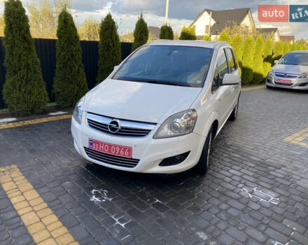 Белый Опель Зафира, объемом двигателя 1.8 л и пробегом 212 тыс. км за 7500 $, фото 7 на Automoto.ua
