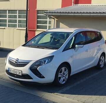 Белый Опель Зафира, объемом двигателя 2 л и пробегом 281 тыс. км за 9800 $, фото 4 на Automoto.ua