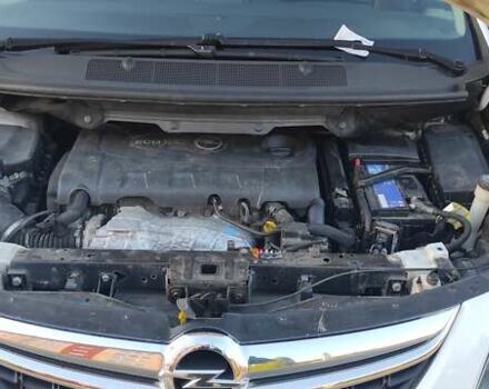 Белый Опель Зафира, объемом двигателя 2 л и пробегом 281 тыс. км за 9800 $, фото 10 на Automoto.ua