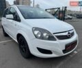 Белый Опель Зафира, объемом двигателя 1.8 л и пробегом 174 тыс. км за 6500 $, фото 16 на Automoto.ua