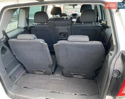 Белый Опель Зафира, объемом двигателя 1.8 л и пробегом 212 тыс. км за 7500 $, фото 26 на Automoto.ua