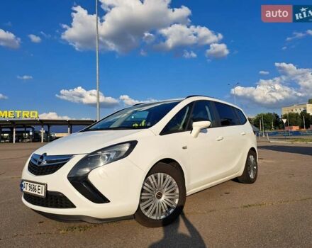 Опель Зафира 2014 в Харькове на Automoto.ua Белый Опель Зафира, объемом двигателя 2 л и пробегом 253 тыс. км за 9500 $, фото 2 на Automoto.ua