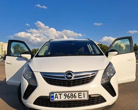 Опель Зафира 2014 в Харькове на Automoto.ua Белый Опель Зафира, объемом двигателя 2 л и пробегом 253 тыс. км за 9500 $, фото 3 на Automoto.ua