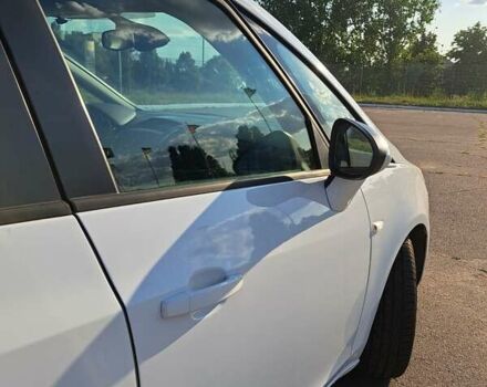 Опель Зафира 2014 в Харькове на Automoto.ua Белый Опель Зафира, объемом двигателя 2 л и пробегом 253 тыс. км за 9500 $, фото 13 на Automoto.ua