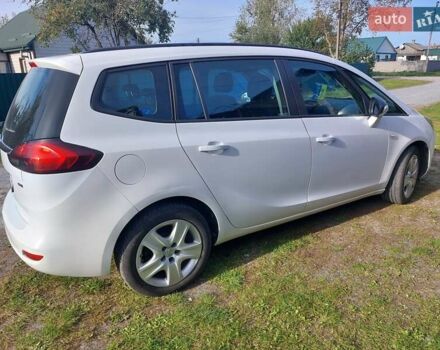 Білий Опель Зафіра, об'ємом двигуна 2 л та пробігом 257 тис. км за 10300 $, фото 12 на Automoto.ua