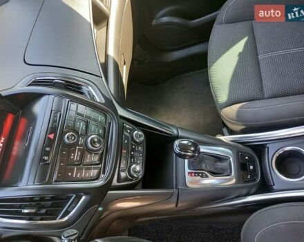 Белый Опель Зафира, объемом двигателя 1.96 л и пробегом 230 тыс. км за 11500 $, фото 16 на Automoto.ua