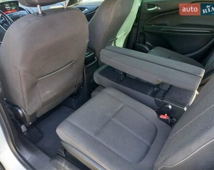 Белый Опель Зафира, объемом двигателя 1.96 л и пробегом 230 тыс. км за 11500 $, фото 15 на Automoto.ua