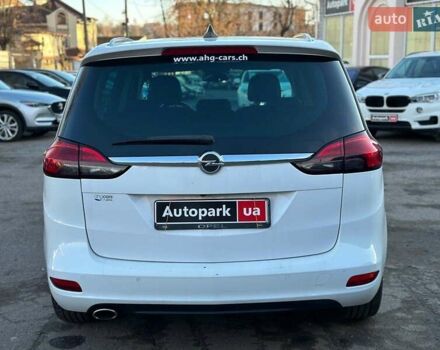 Білий Опель Зафіра, об'ємом двигуна 2 л та пробігом 167 тис. км за 12240 $, фото 9 на Automoto.ua