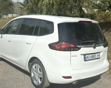 Белый Опель Зафира, объемом двигателя 2 л и пробегом 245 тыс. км за 10999 $, фото 7 на Automoto.ua