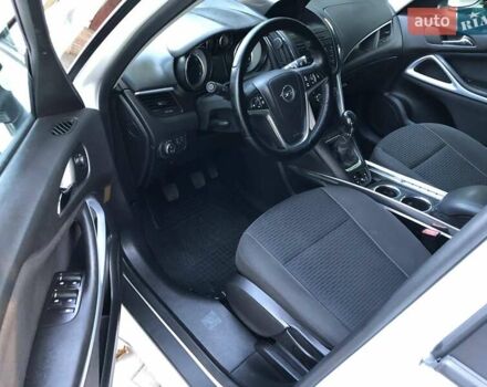 Белый Опель Зафира, объемом двигателя 1.6 л и пробегом 177 тыс. км за 10300 $, фото 7 на Automoto.ua