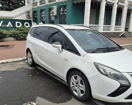 Белый Опель Зафира, объемом двигателя 2 л и пробегом 135 тыс. км за 8999 $, фото 7 на Automoto.ua