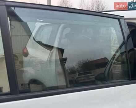 Белый Опель Зафира, объемом двигателя 1.96 л и пробегом 255 тыс. км за 11900 $, фото 7 на Automoto.ua