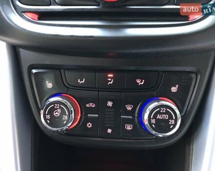 Белый Опель Зафира, объемом двигателя 1.6 л и пробегом 177 тыс. км за 10300 $, фото 11 на Automoto.ua