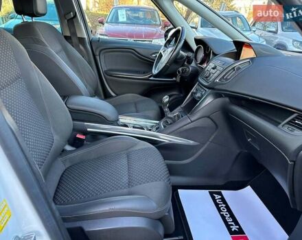 Білий Опель Зафіра, об'ємом двигуна 2 л та пробігом 167 тис. км за 12240 $, фото 18 на Automoto.ua