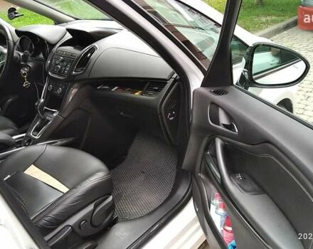 Белый Опель Зафира, объемом двигателя 1.96 л и пробегом 323 тыс. км за 10700 $, фото 23 на Automoto.ua