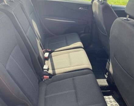 Белый Опель Зафира, объемом двигателя 2 л и пробегом 221 тыс. км за 10300 $, фото 14 на Automoto.ua