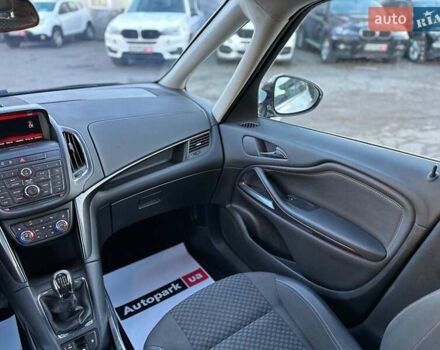 Білий Опель Зафіра, об'ємом двигуна 2 л та пробігом 167 тис. км за 12240 $, фото 25 на Automoto.ua