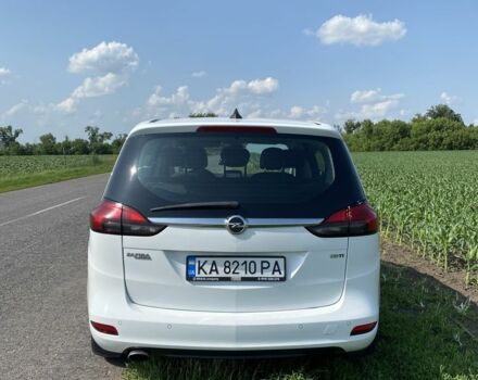 Білий Опель Зафіра, об'ємом двигуна 2 л та пробігом 221 тис. км за 10300 $, фото 2 на Automoto.ua