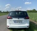 Білий Опель Зафіра, об'ємом двигуна 2 л та пробігом 221 тис. км за 10300 $, фото 2 на Automoto.ua