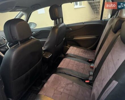 Белый Опель Зафира, объемом двигателя 1.96 л и пробегом 255 тыс. км за 11900 $, фото 10 на Automoto.ua