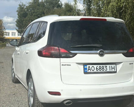 Белый Опель Зафира, объемом двигателя 2 л и пробегом 245 тыс. км за 12099 $, фото 4 на Automoto.ua
