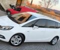 Белый Опель Зафира, объемом двигателя 2 л и пробегом 246 тыс. км за 11400 $, фото 1 на Automoto.ua